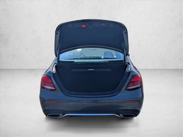 Used 2018 Mercedes-Benz E 300 image 6