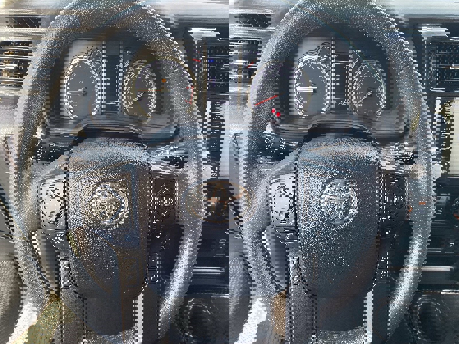 Used 2021 Toyota 4Runner TRD Off-Road Premium image 24