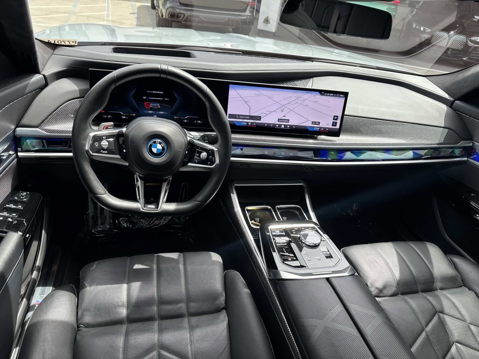 Certified 2023 BMW i7 xDrive60 image 7