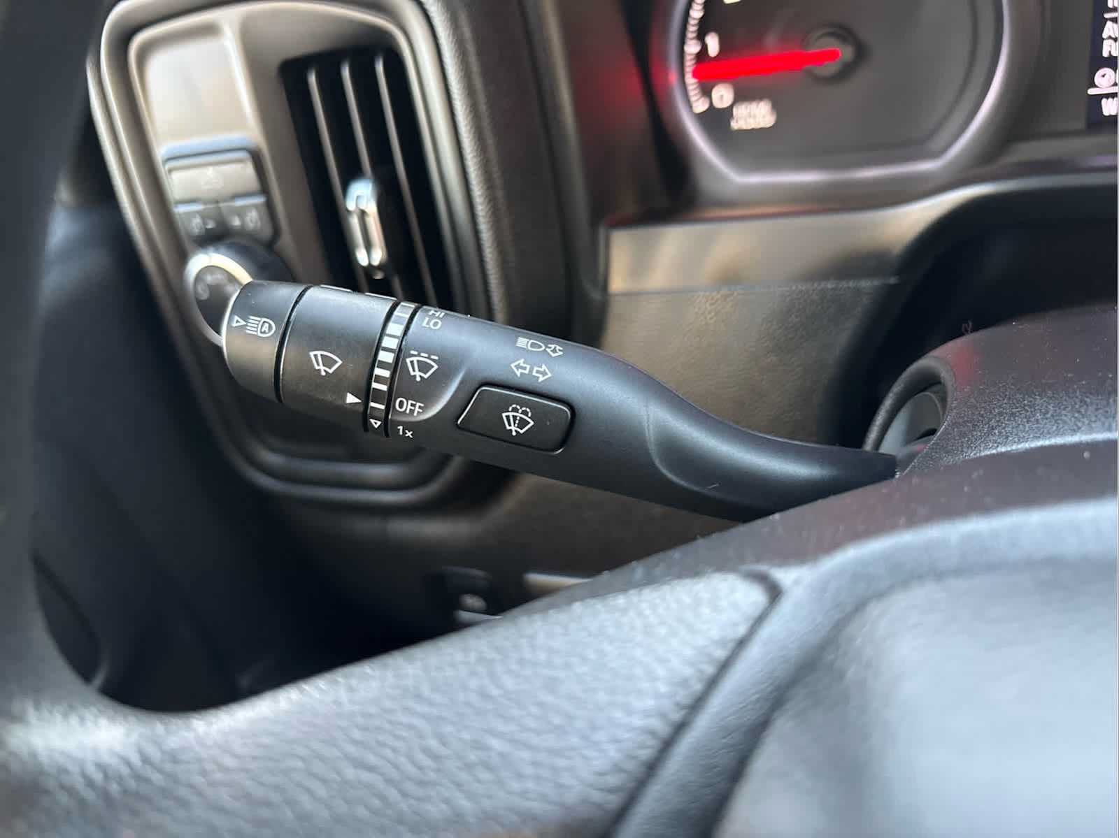 Used 2025 Chevrolet Silverado 2500 W/T RWD image 30