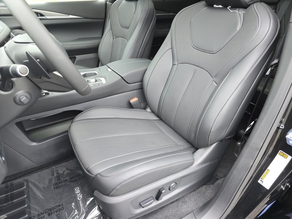 New 2026 INFINITI QX60 Luxe w/ Cargo Package image 27