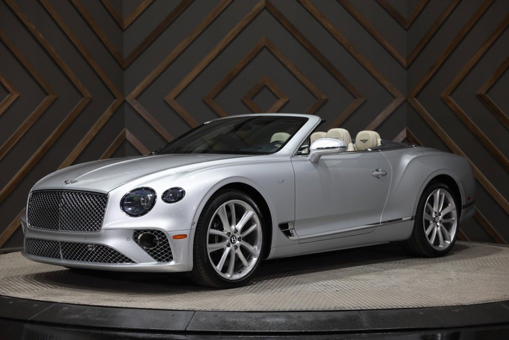 Used 2021 Bentley Continental GT image 11