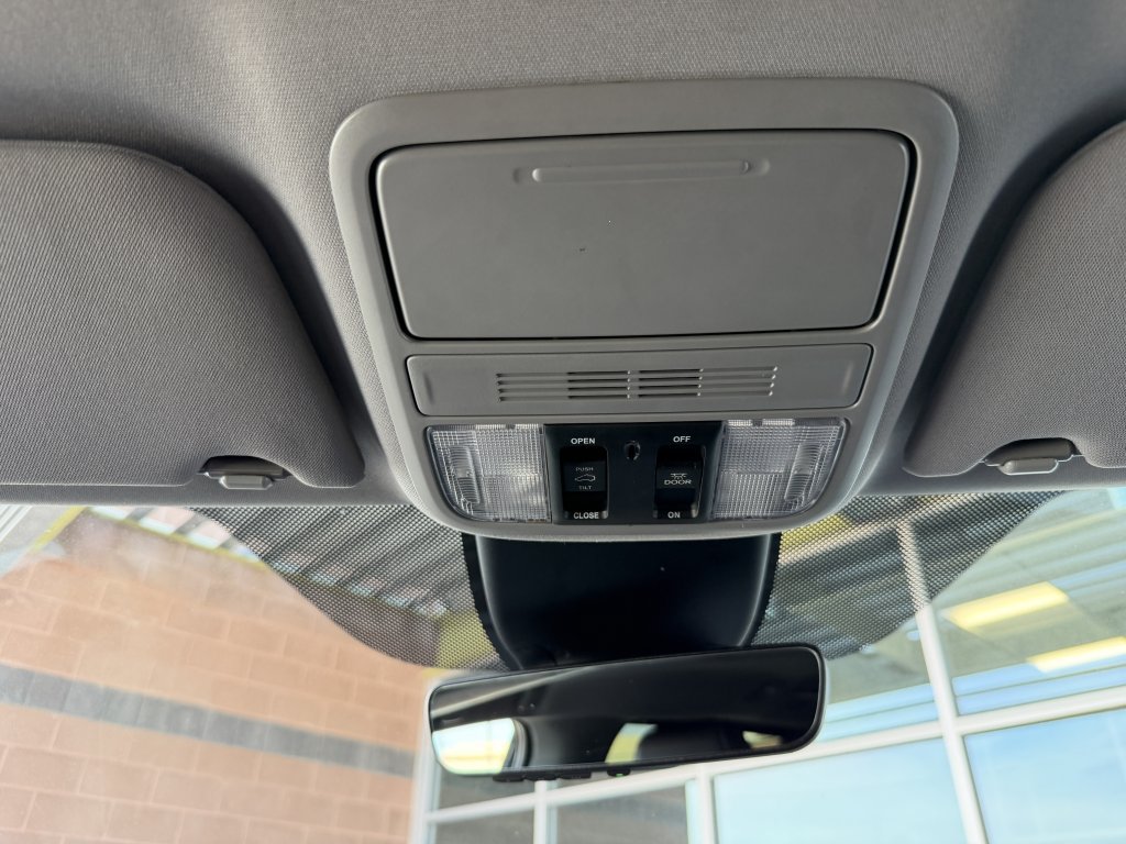 Used 2024 Honda Odyssey EX-L image 24