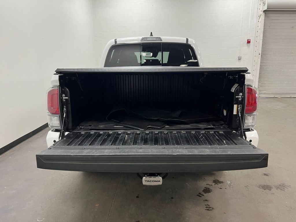 Used 2022 Toyota Tacoma TRD Sport w/ Technology Package image 23