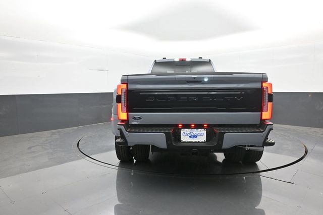 New 2026 Ford F350 Platinum w/ FX4 Off-Road Package AWD/4WD image 6