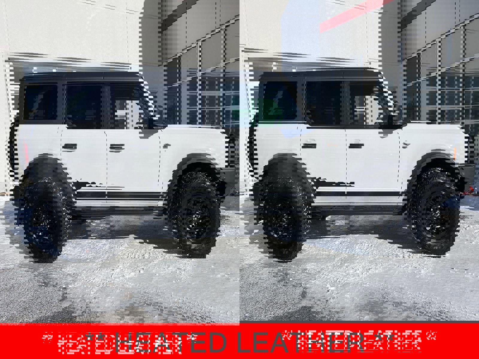 Used 2023 Ford Bronco Wildtrak image 1