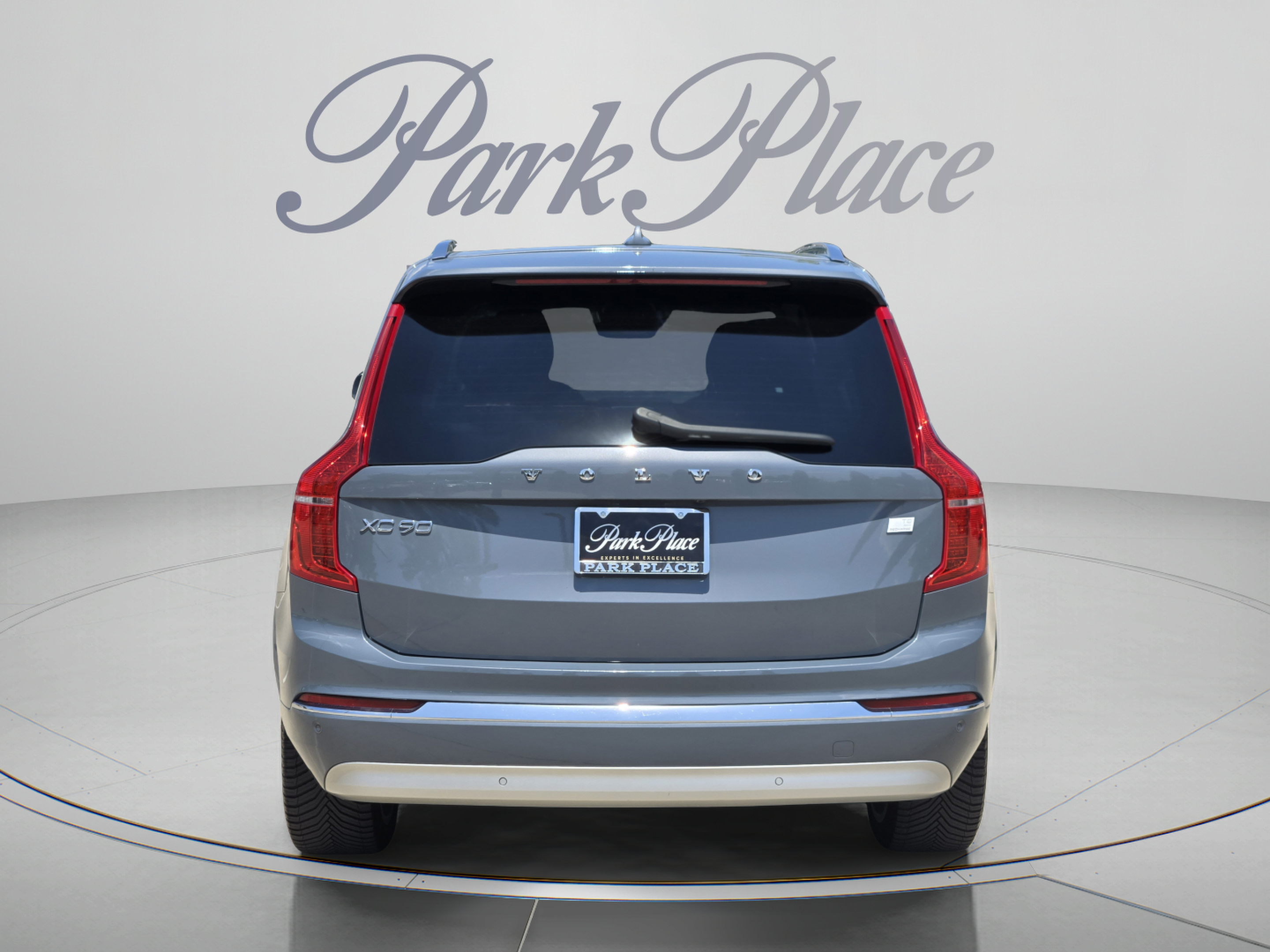 Used 2022 Volvo XC90 T8 Inscription AWD/4WD image 4