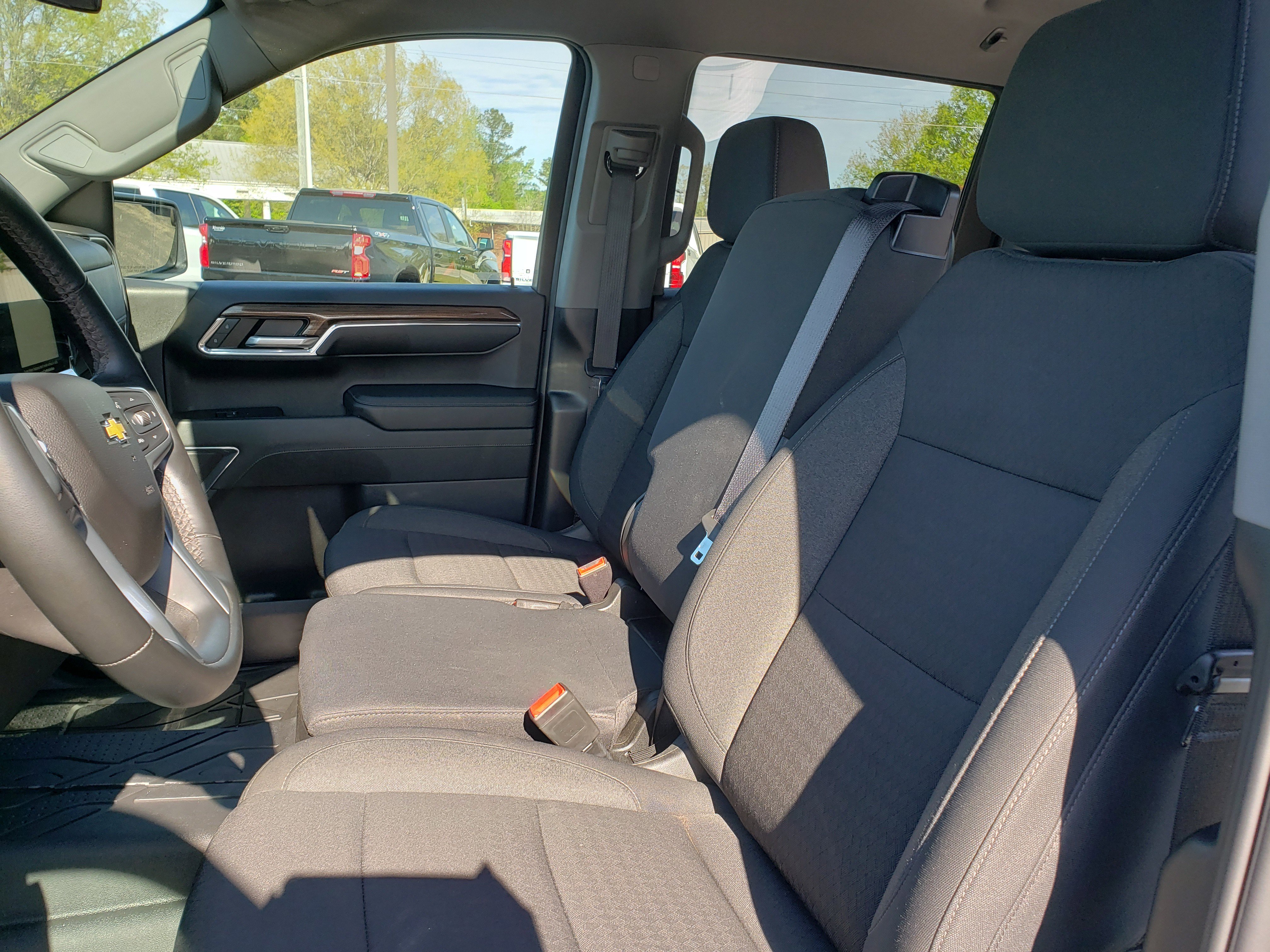Used 2024 Chevrolet Silverado 1500 LT w/ Protection Package image 27