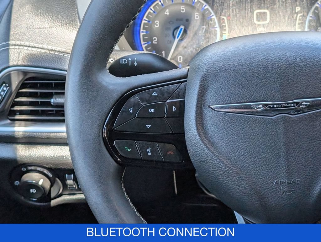 Used 2025 Chrysler Pacifica Limited FWD image 21