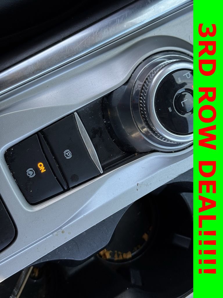 Used 2022 Ford Explorer XLT w/ Equipment Group 202A image 19