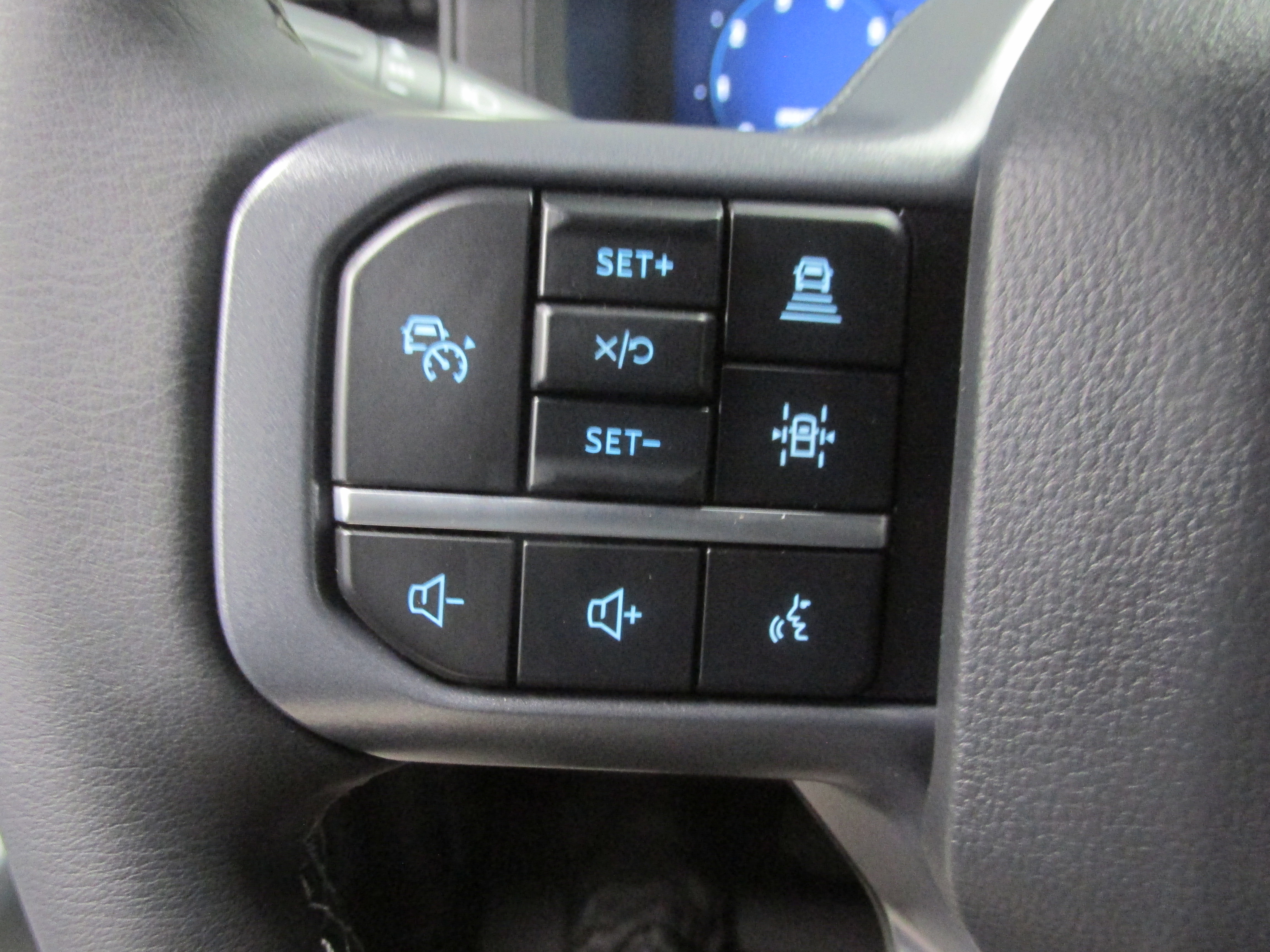 New 2026 Ford F150 XLT w/ Equipment Group 302A MID image 33