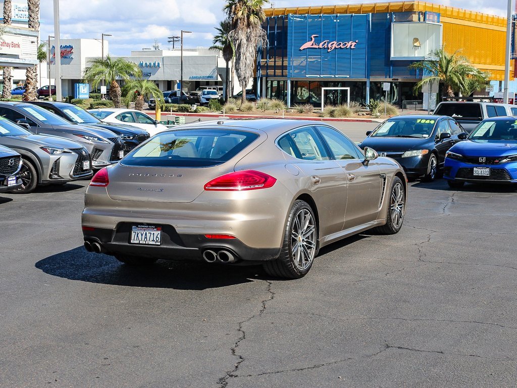 Used 2015 Porsche Panamera S image 11