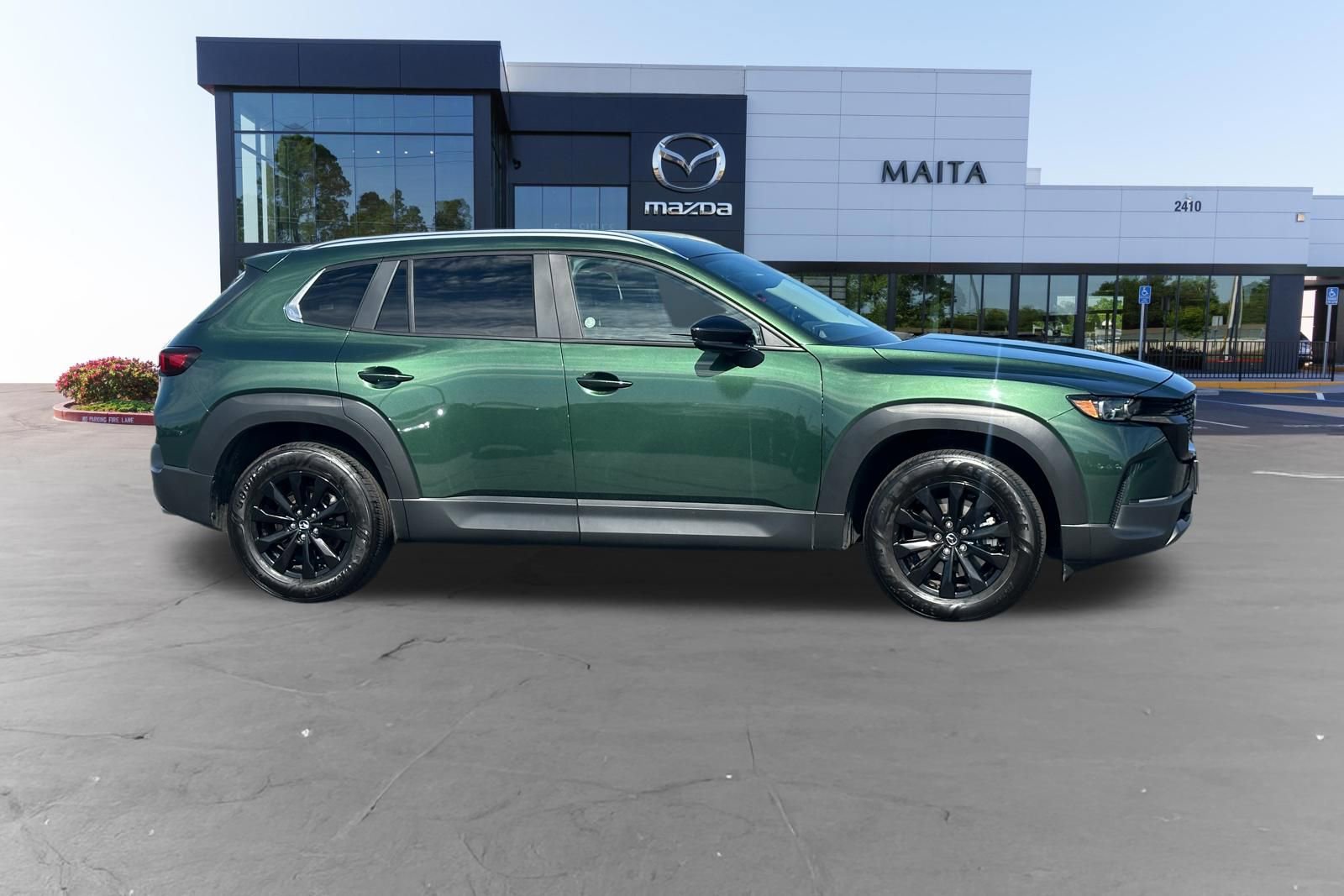 Used 2025 MAZDA CX-50 AWD 2.5 S w/ Premium Package image 2