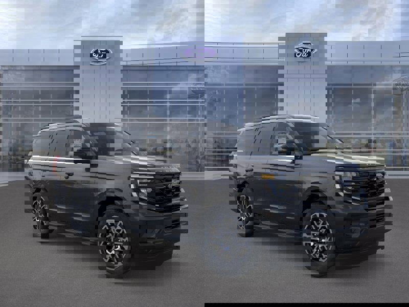 New 2025 Ford Expedition Active image 7