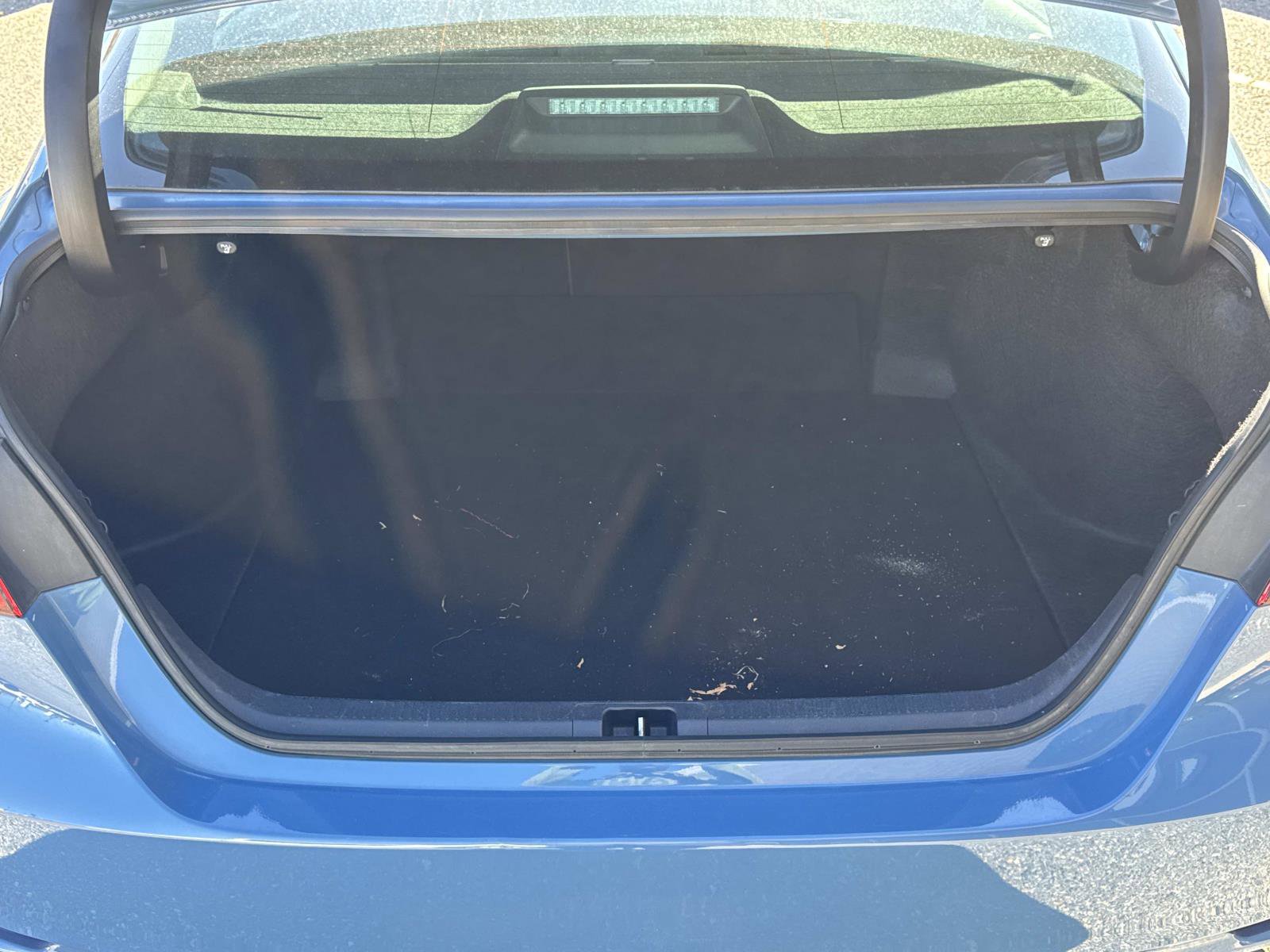 Used 2024 Toyota Camry SE image 6