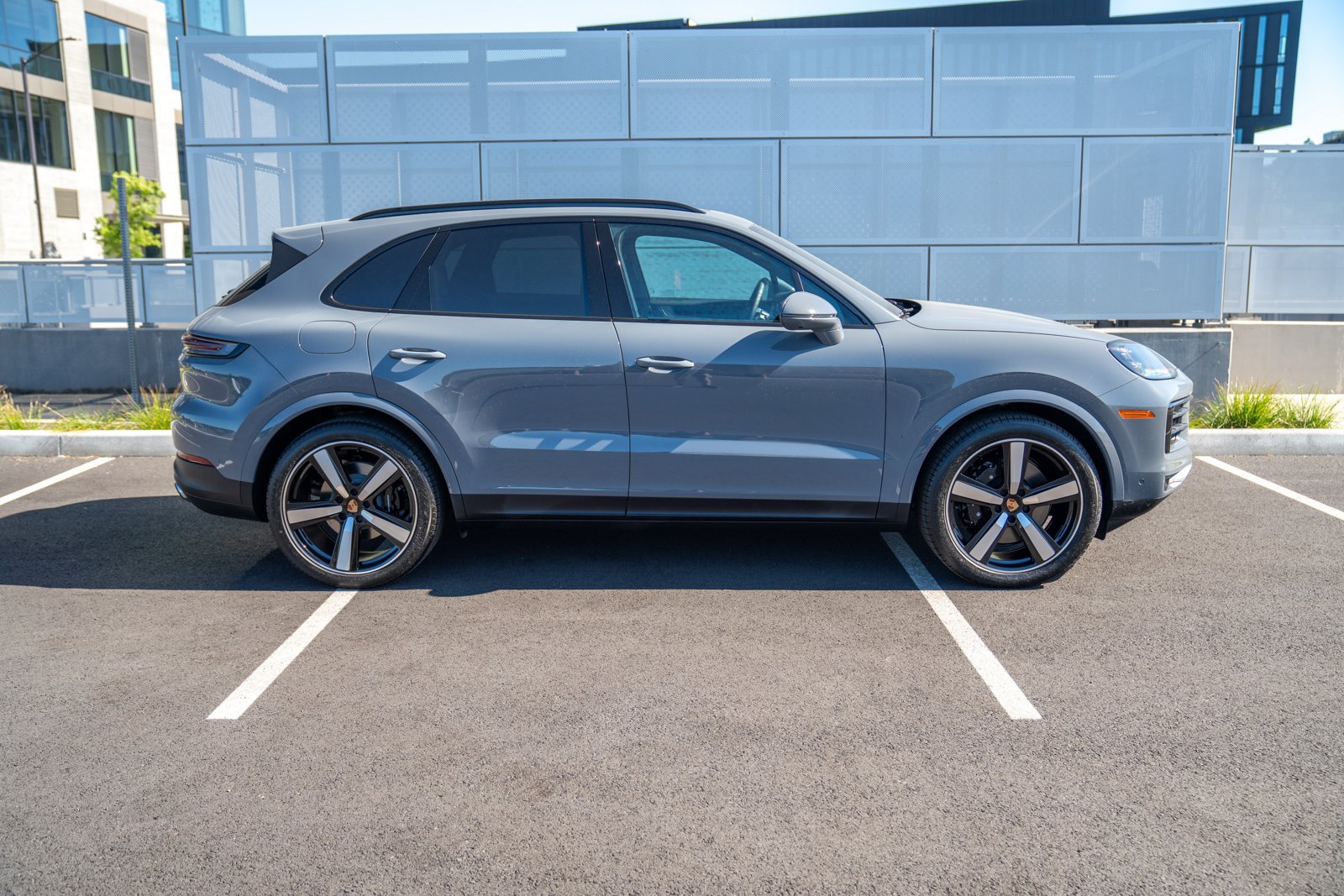 New 2026 Porsche Cayenne AWD/4WD image 8