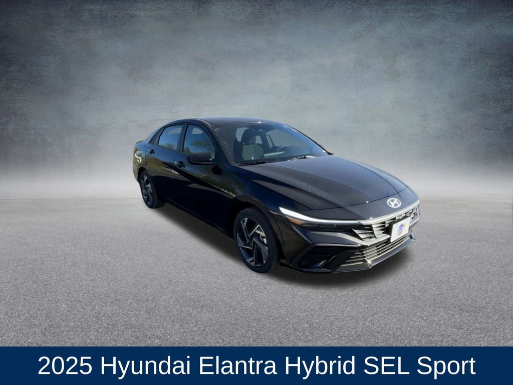 Used 2025 Hyundai Elantra SEL image 3