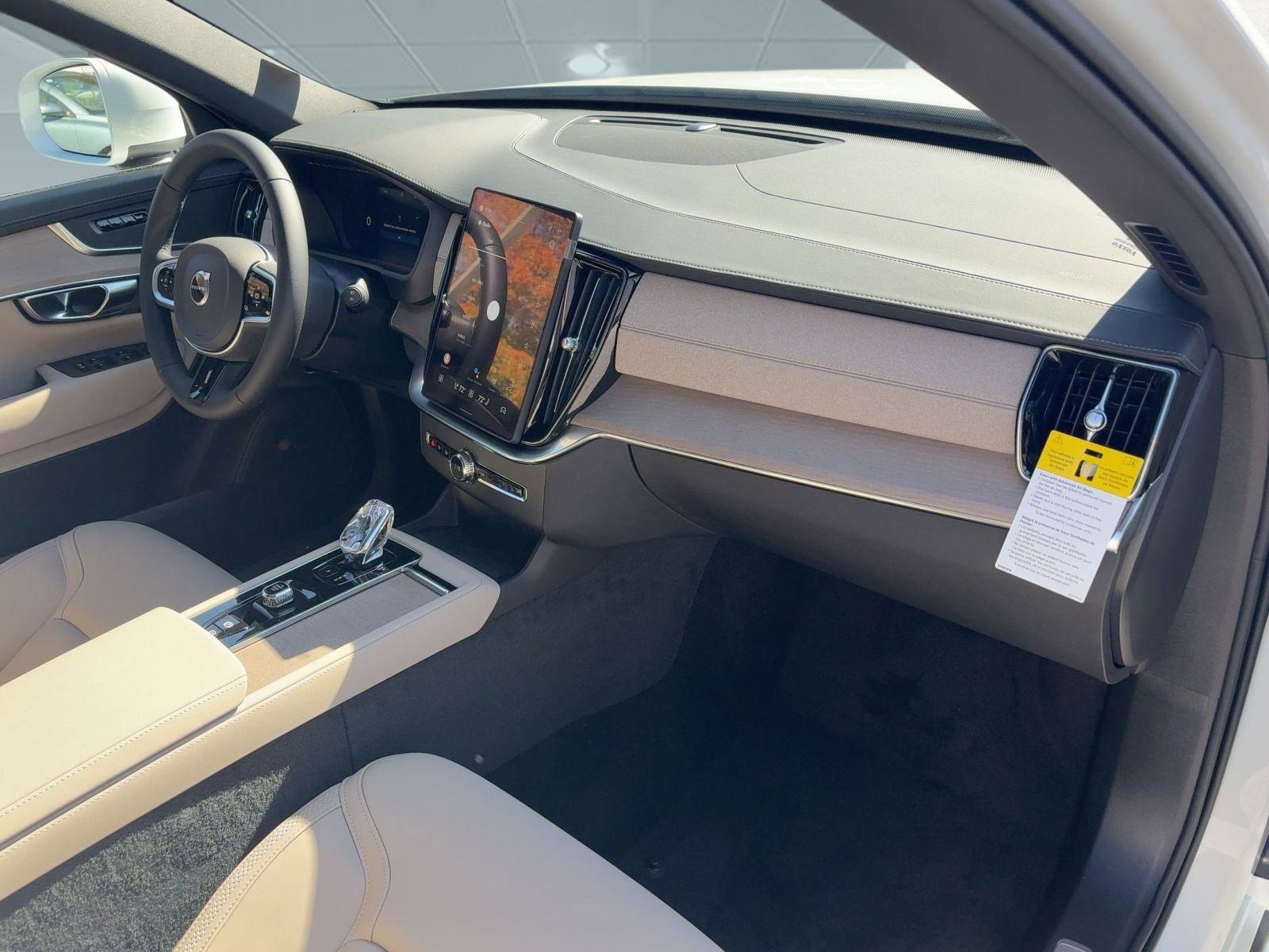 New 2026 Volvo XC90 B5 Plus image 31