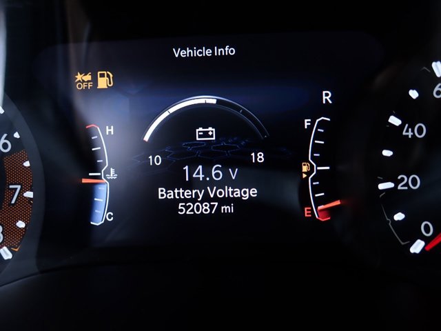 Used 2024 Jeep Compass Latitude AWD/4WD image 22