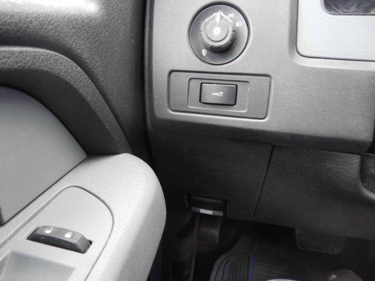Used 2014 Ford F150 XL w/ Equipment Group 101A Mid RWD image 33