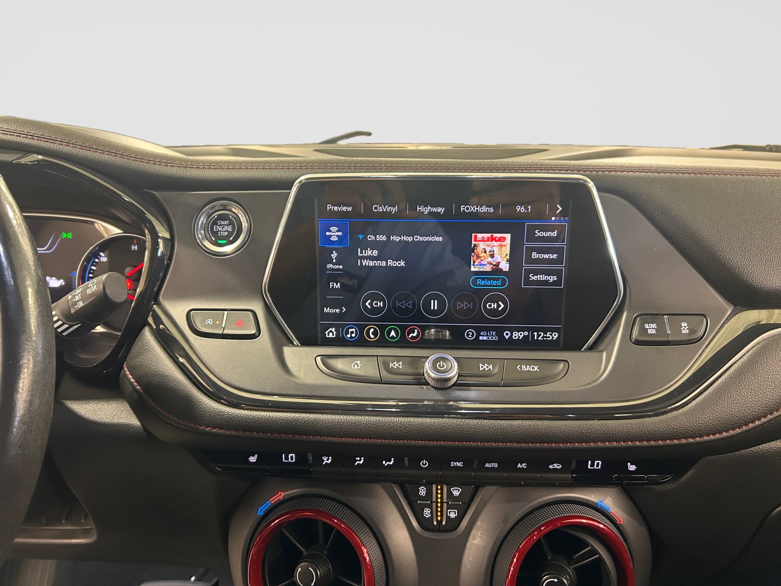 Used 2020 Chevrolet Blazer RS w/ LPO, Floor Liner Package FWD image 16