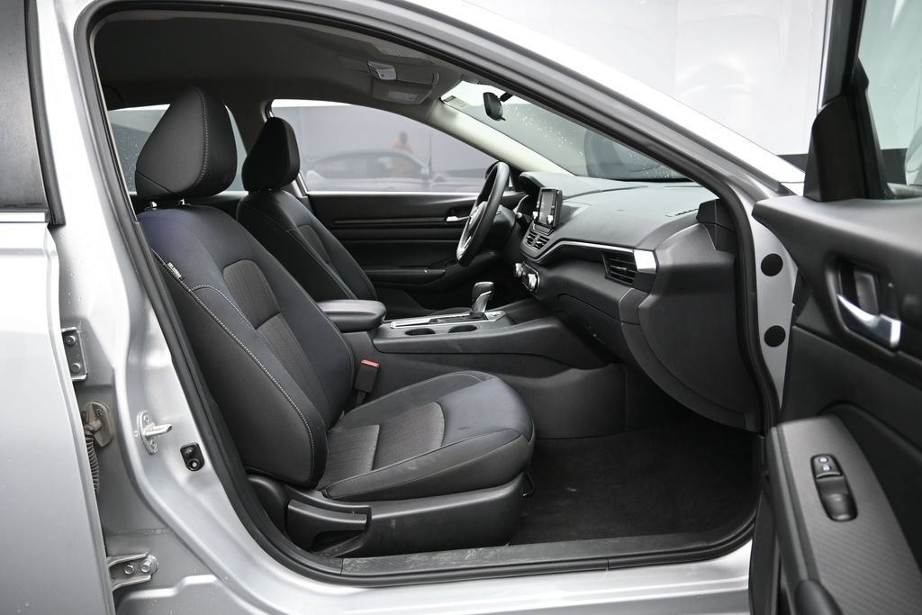 Used 2021 Nissan Altima 2.5 S FWD image 25