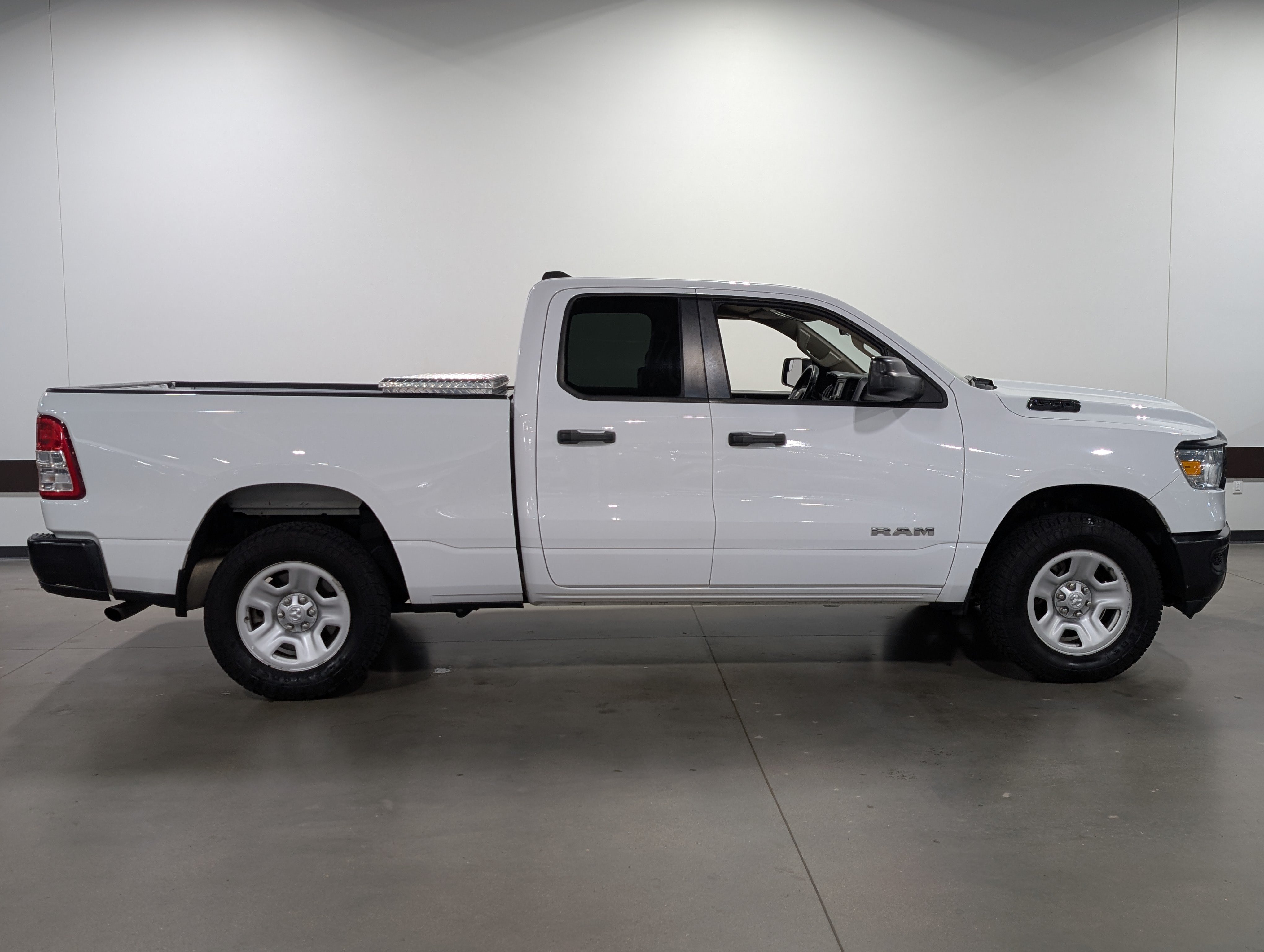 Used 2020 RAM 1500 Tradesman AWD/4WD image 2