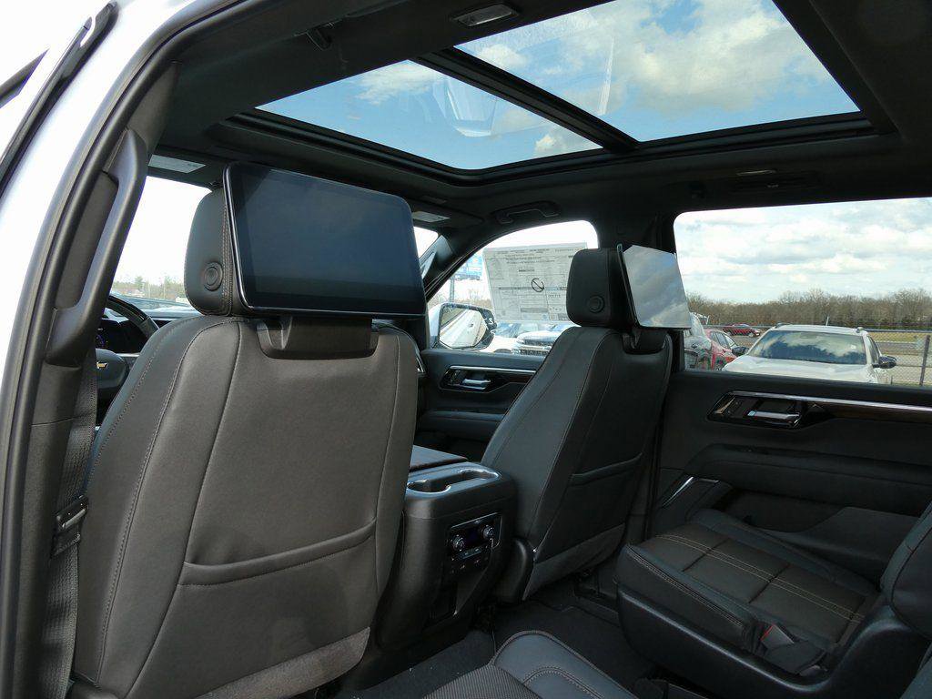 New 2026 Chevrolet Suburban High Country image 19
