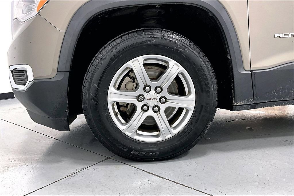Used 2019 GMC Acadia SLE FWD image 10