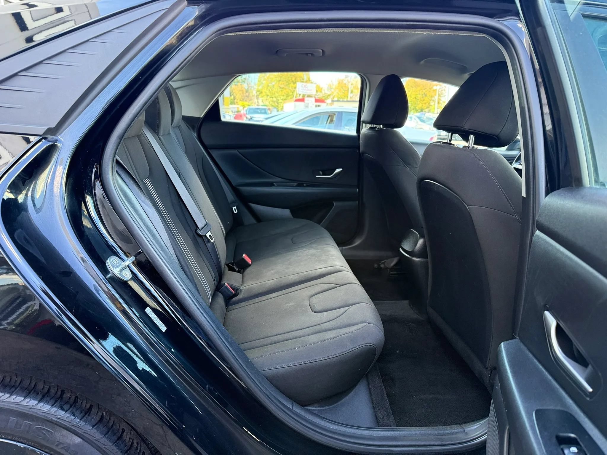 Used 2023 Hyundai Elantra SEL FWD image 28