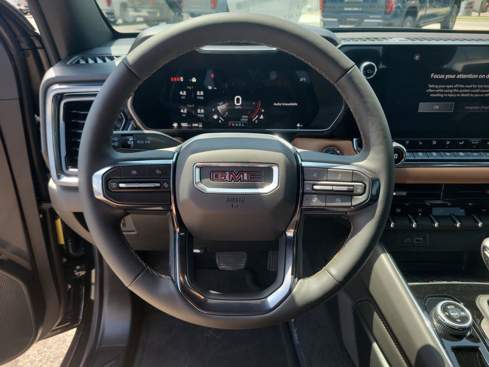 New 2026 GMC Canyon AT4 w/ AT4 Premium Package AWD/4WD image 23