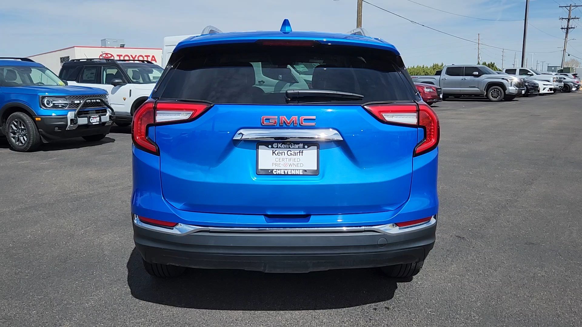 Used 2024 GMC Terrain SLT image 20