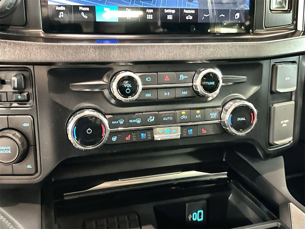 New 2026 Ford F250 Platinum image 22