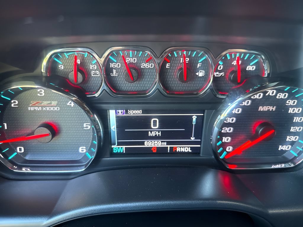 Used 2018 Chevrolet Silverado 1500 LT w/ All Star Edition AWD/4WD image 23