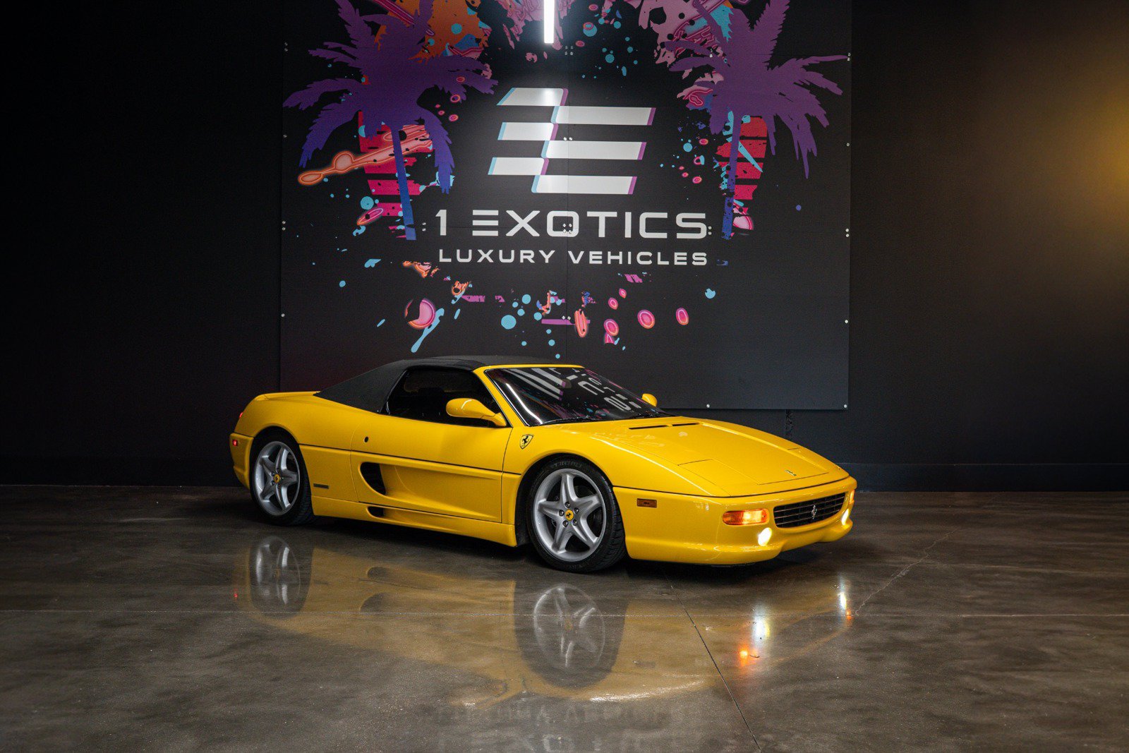 Used 1999 Ferrari F355 Spider RWD image 5