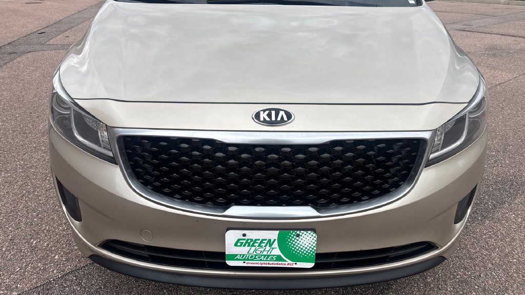 Used 2016 Kia Sedona LX w/ LX Convenience Package FWD image 12