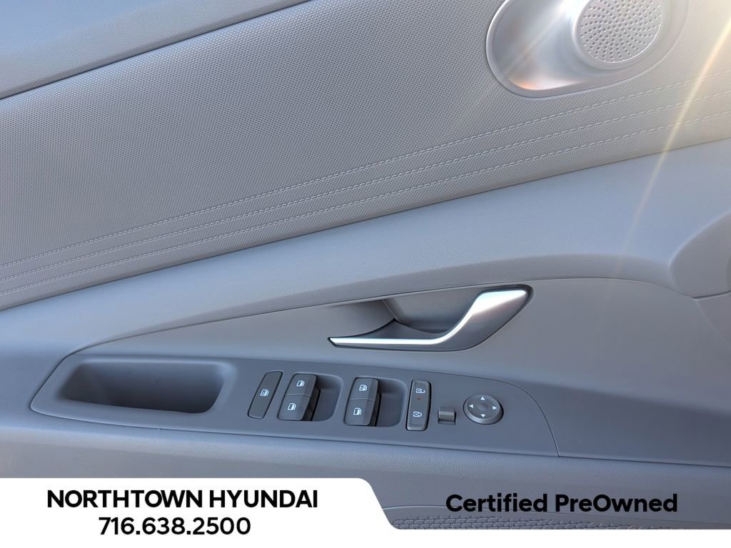 Certified 2024 Hyundai Elantra SEL image 32