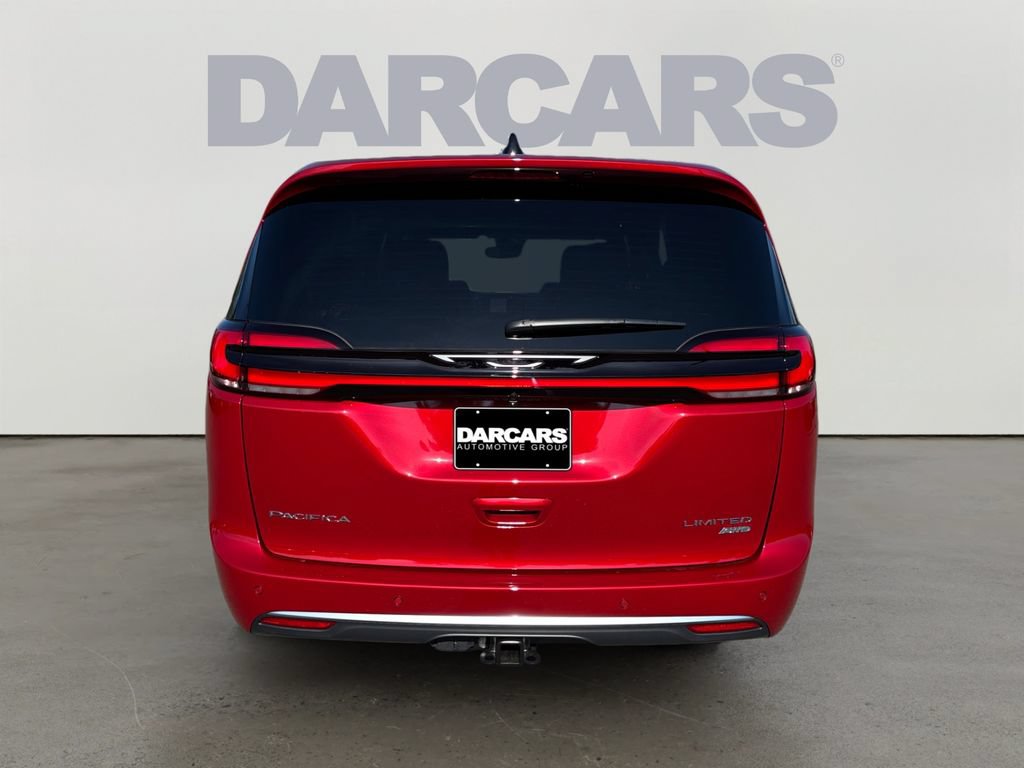 New 2027 Chrysler Pacifica Limited AWD/4WD image 6