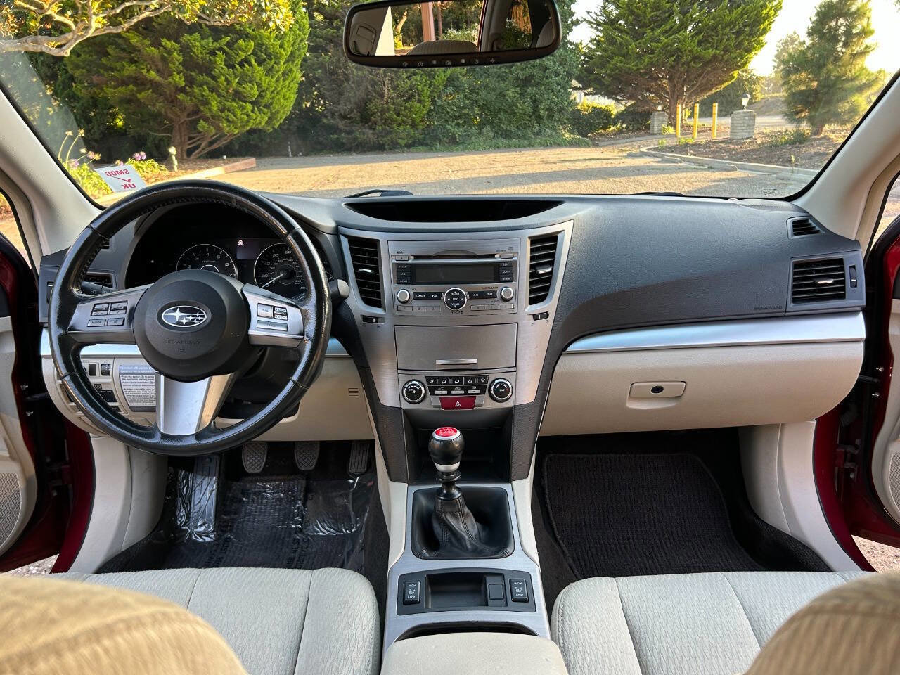 Used 2011 Subaru Outback 2.5i Premium image 33