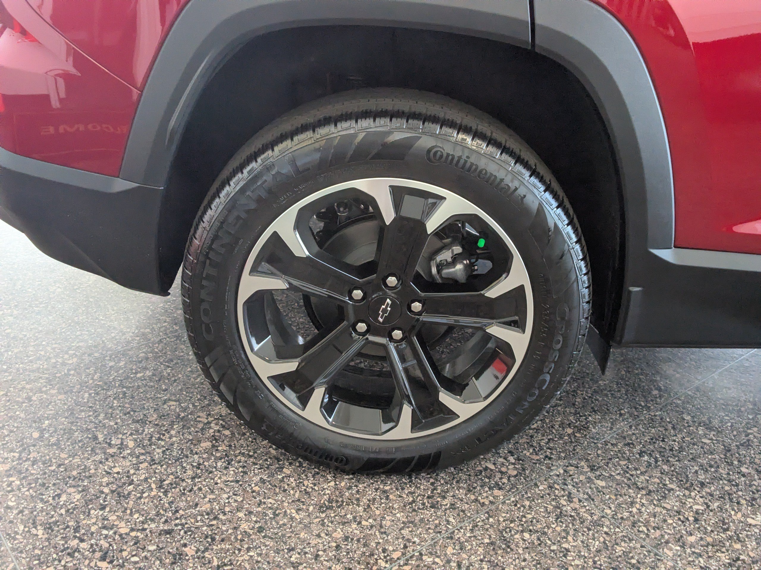 New 2027 Chevrolet Equinox LT FWD image 9