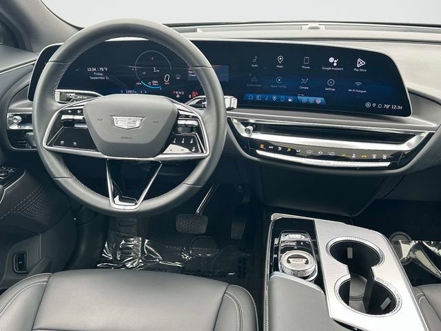 Certified 2024 Cadillac Lyriq Tech AWD/4WD image 2