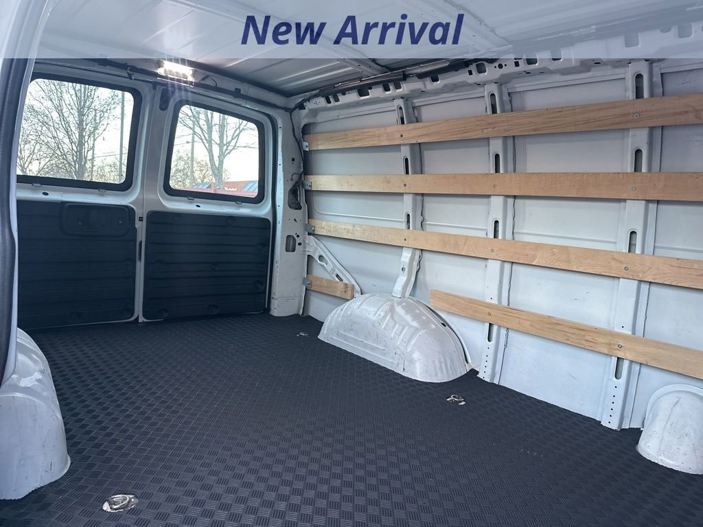 Certified 2023 Chevrolet Express 2500 w/ Driver Convenience Package image 10