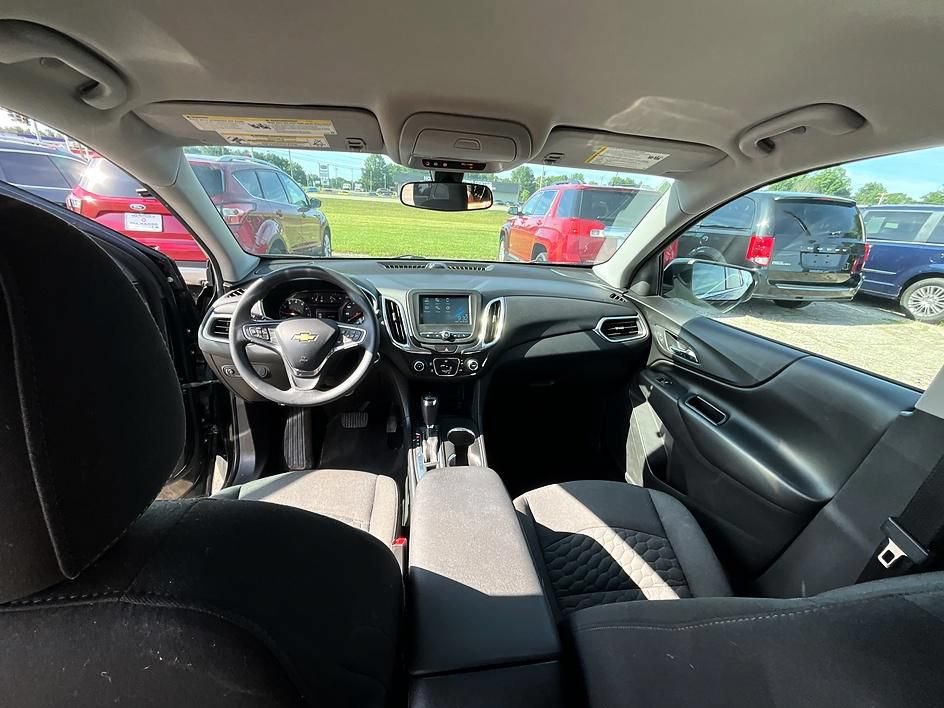 Used 2018 Chevrolet Equinox LT AWD/4WD image 34