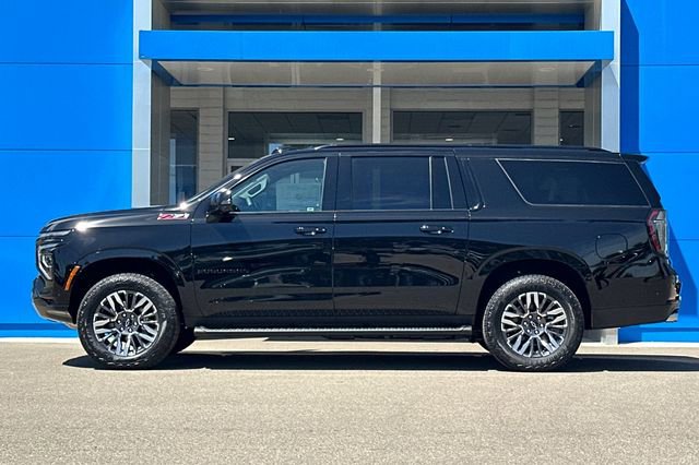 New 2026 Chevrolet Suburban Z71 w/ Z71 Off-Road Package AWD/4WD image 9
