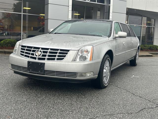 Used 2008 Cadillac DTS Limousine image 1