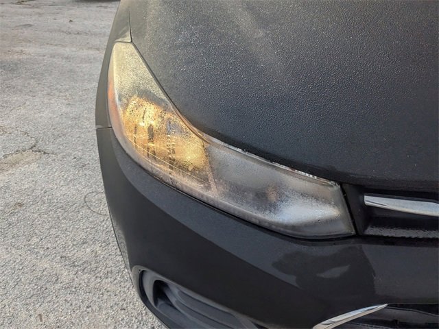 Used 2020 Chevrolet Trax LS w/ Tint and Cruise Package image 9