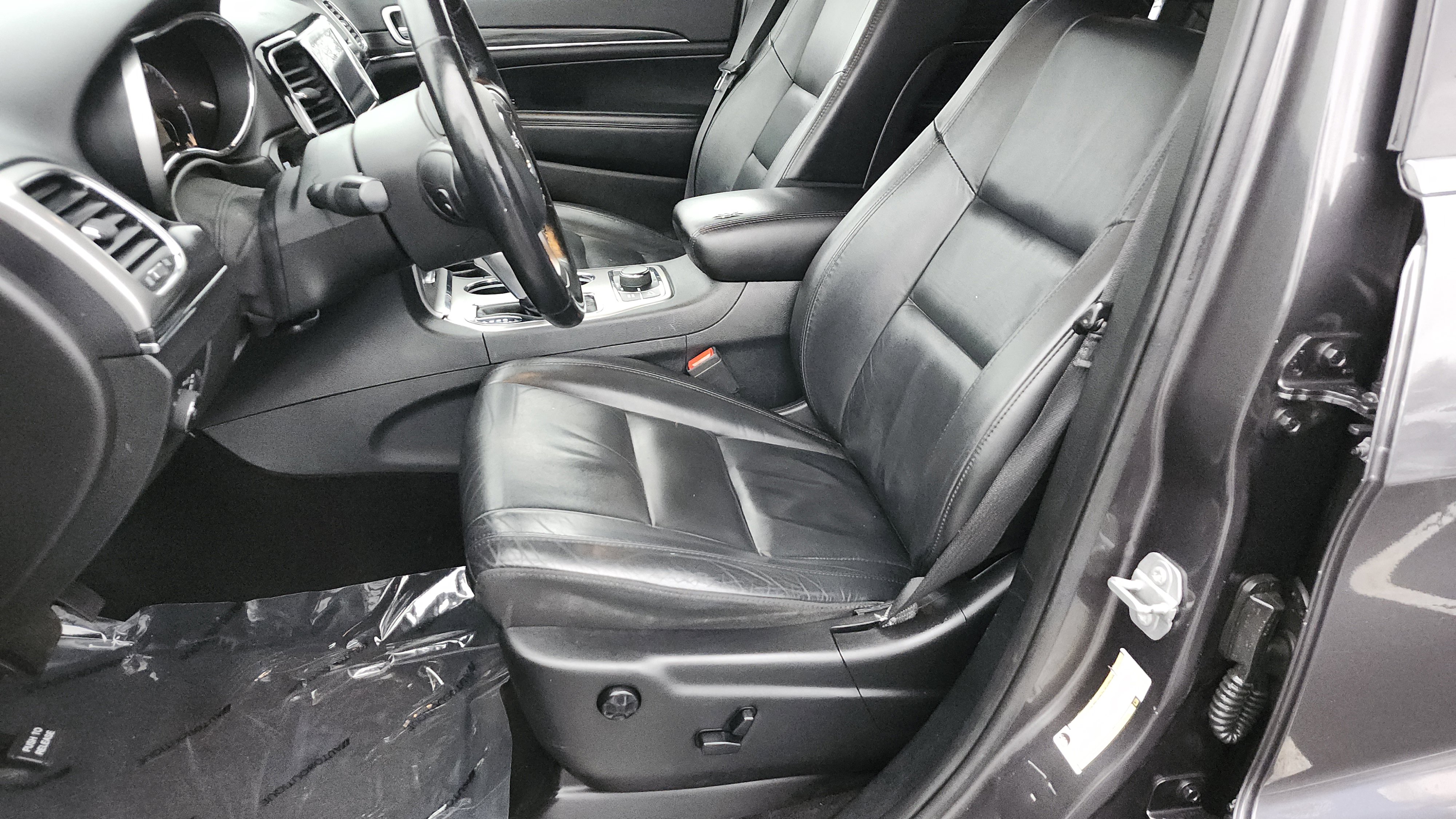 Used 2019 Jeep Grand Cherokee Limited image 26