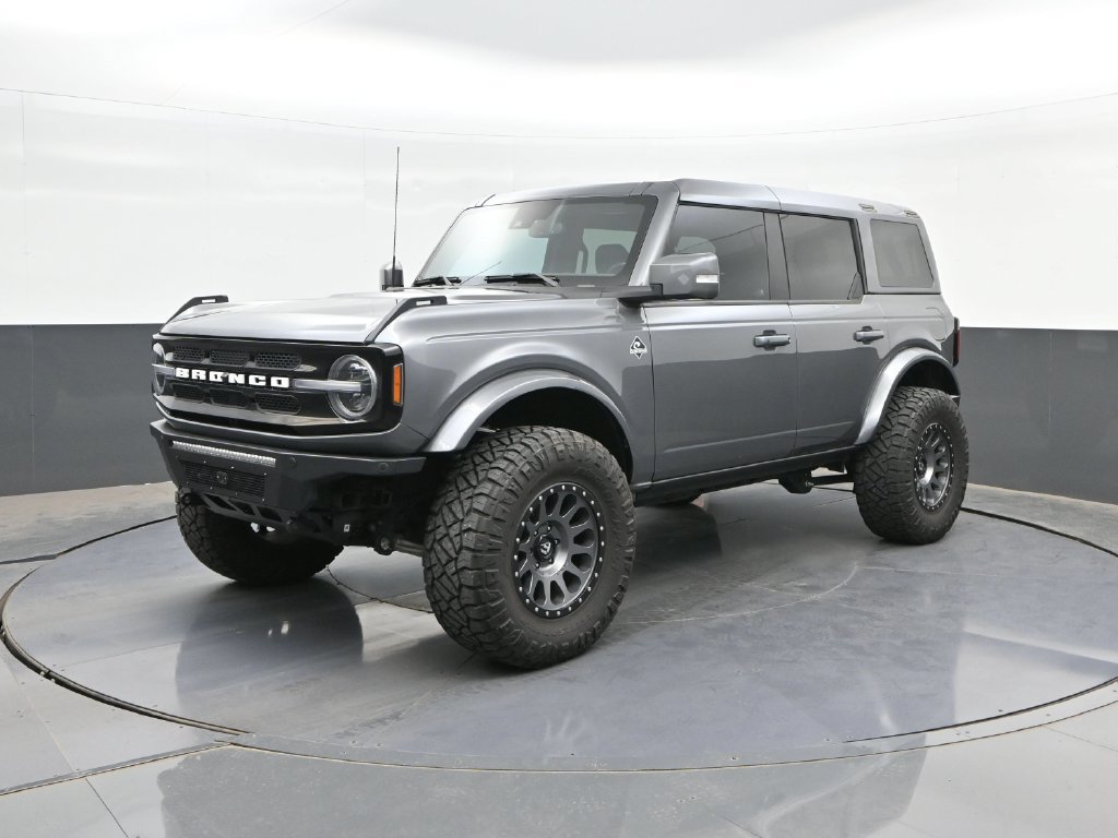 Certified 2023 Ford Bronco Outer Banks AWD/4WD image 1