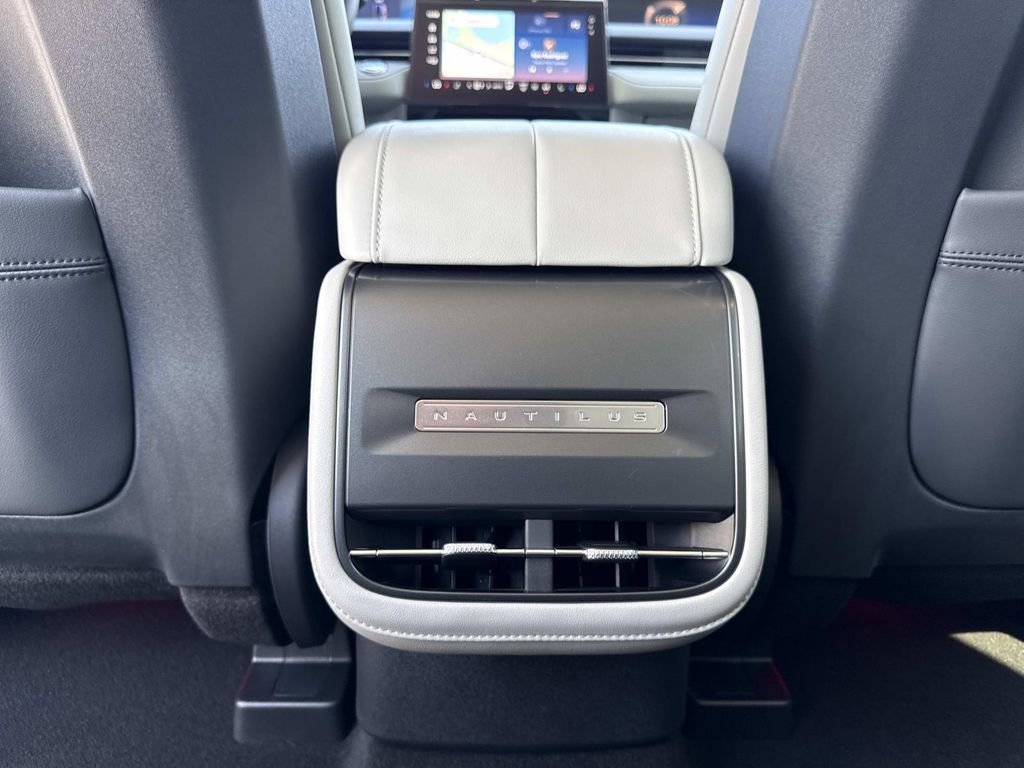 Certified 2026 Lincoln Nautilus Premier AWD/4WD image 16