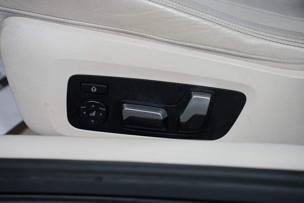 Used 2019 BMW M850i xDrive Convertible image 35